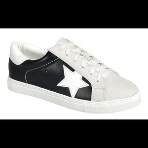 Star Sneaker